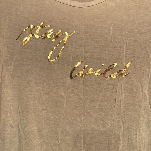 Top - Picture 2 of 4